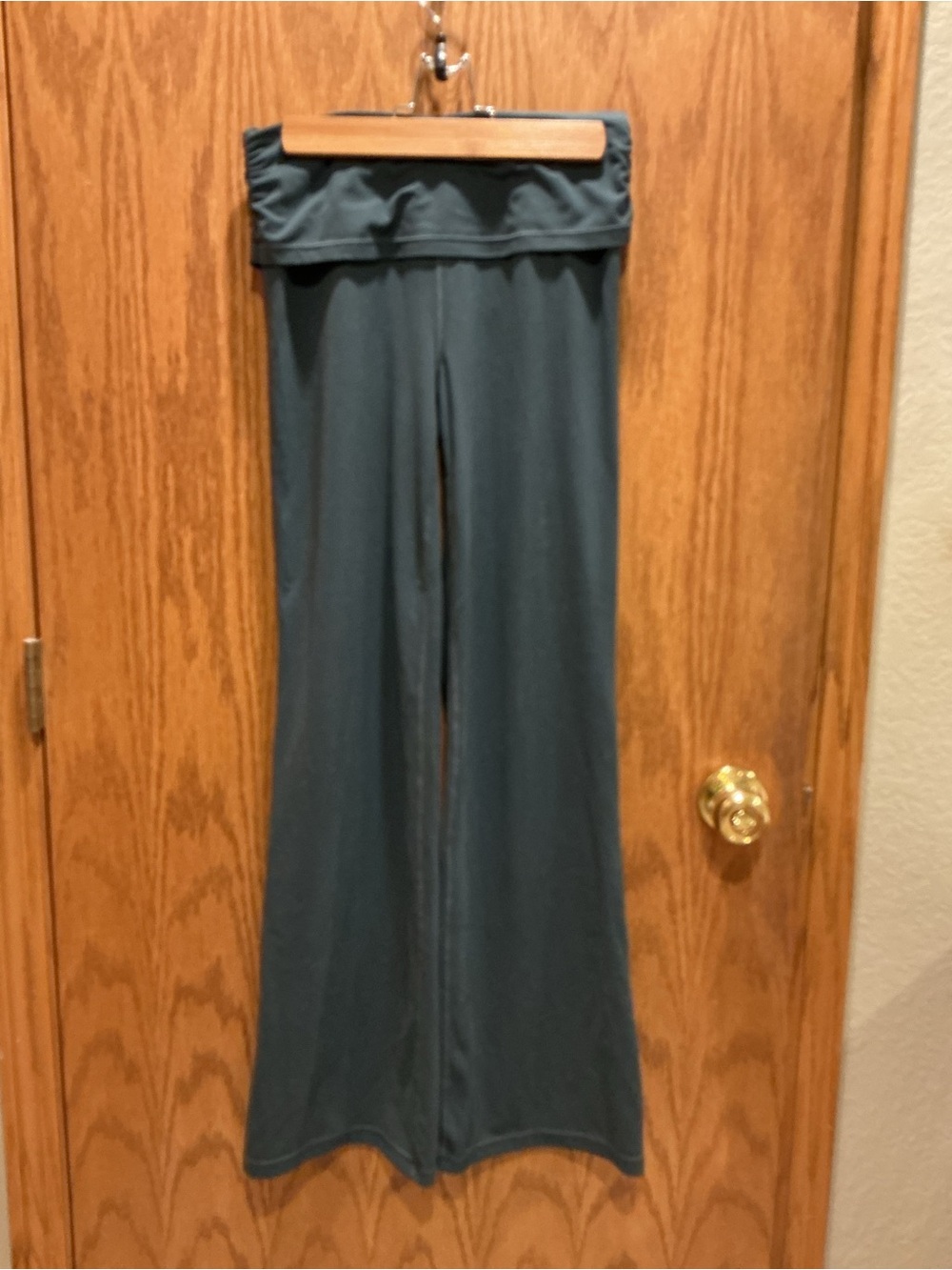 Athleta Trancend High Rise Flare Legging M MP Eden Green Medium Petite Pants PM - Picture 3 of 8